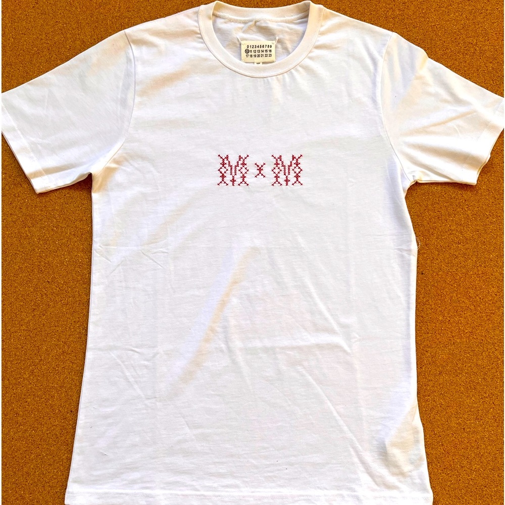 White Maison Margiela hand-embroidered MxM logo t-shirt size S small